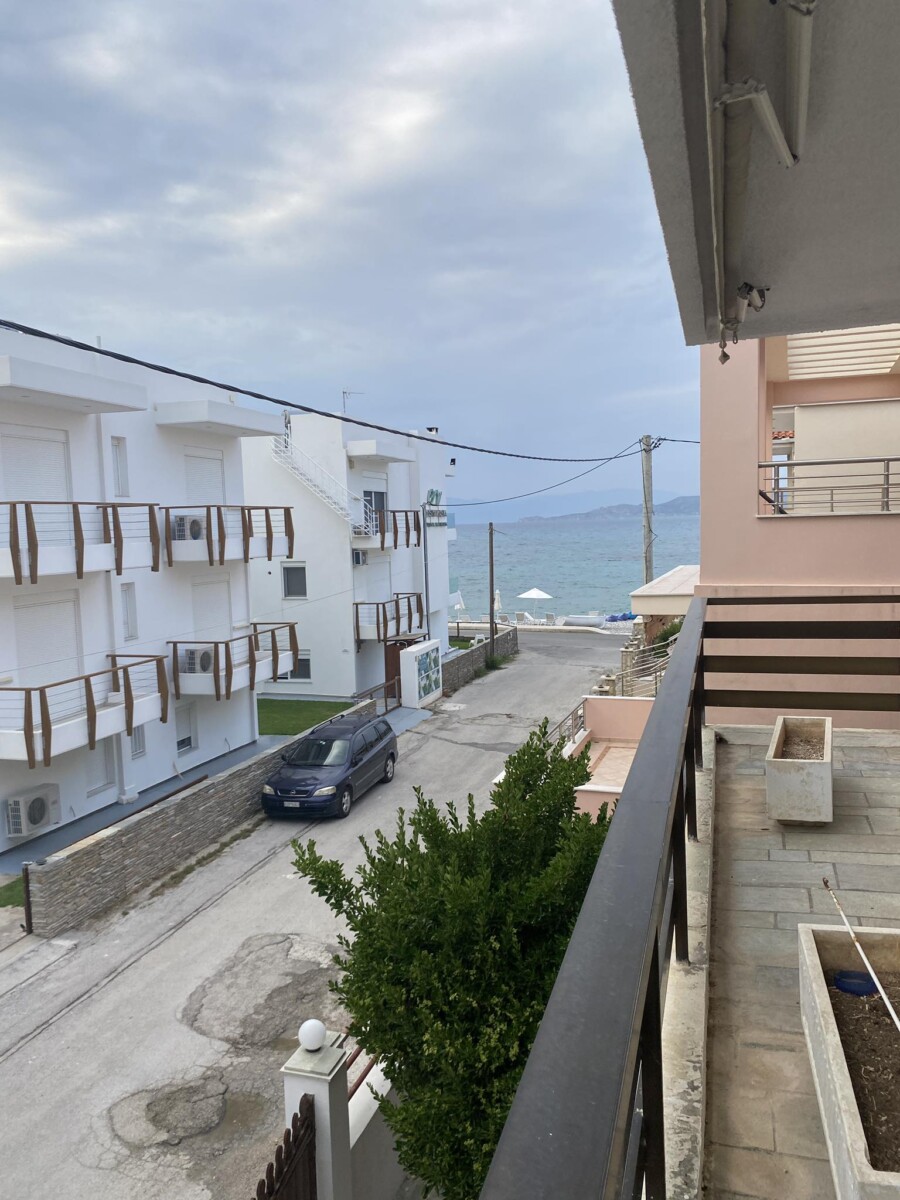 ΜΟΝΟΚΑΤΟΙΚΙΑ